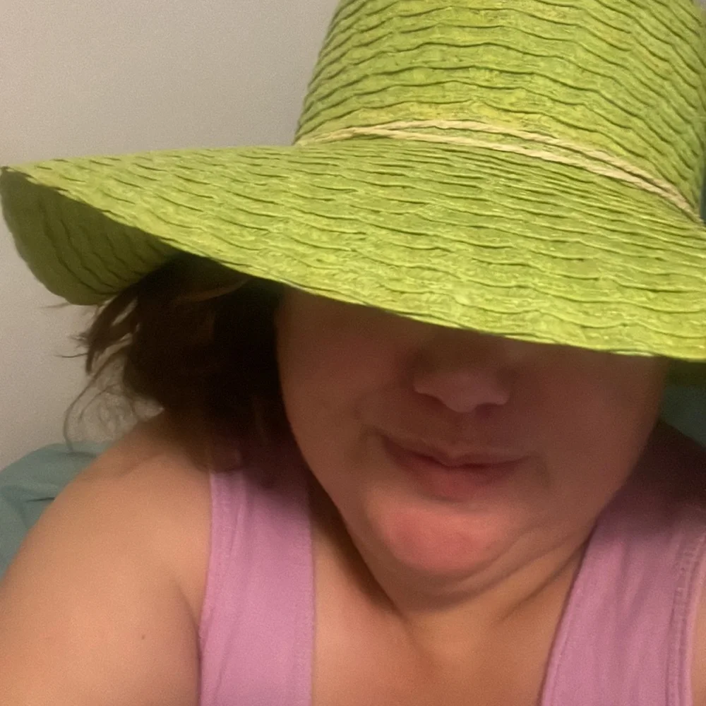 Momentum brand green floppy large beach hat oversized new